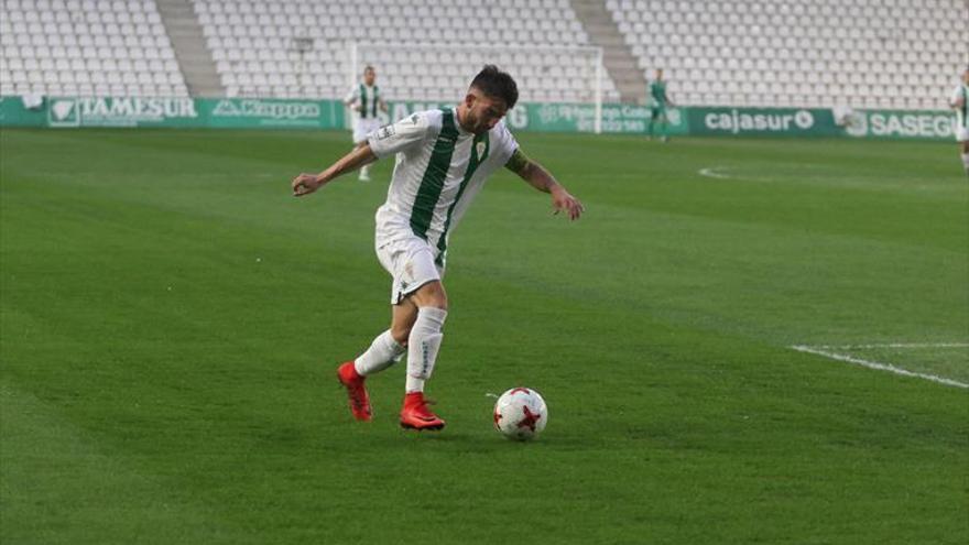 El Córdoba B sueña con la salvación tras ganar al UCAM