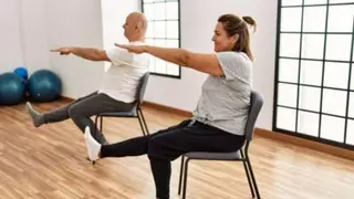 Despídete del gimnasio: los expertos revelan el único ejercicio que debes hacer en casa para adelgazar