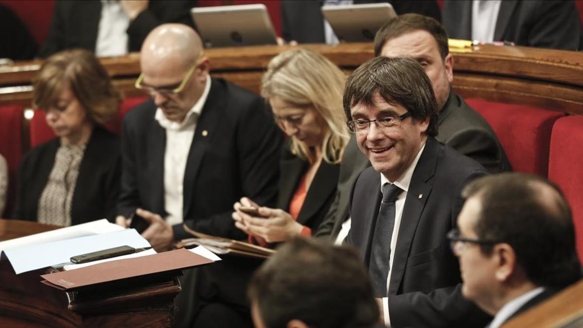 Carles Puigdemont en el Parlament