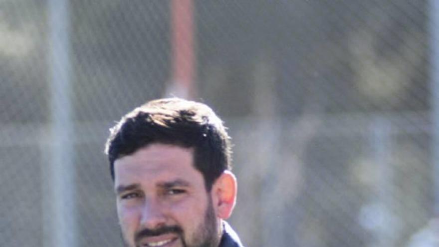 Víctor Dus, técnico del Lorca FC.