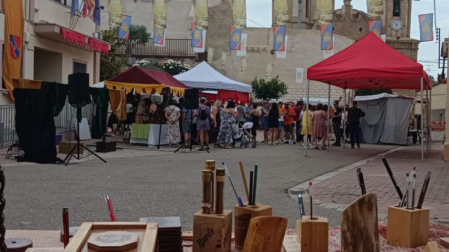 Alcalá de Ebro celebró el 31 de mayo el Mercado Cervantino con puestos y actividades. | SERVICIO ESPECIAL