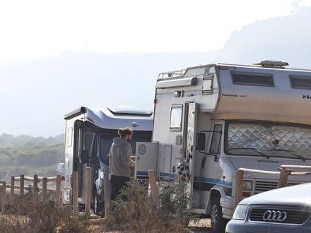 I camper si ribellano al turismo dopo una regolamentazione confusa sul campeggio ...