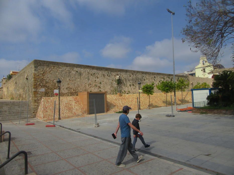 Niños y niñas de Burjassot salen a la calle.