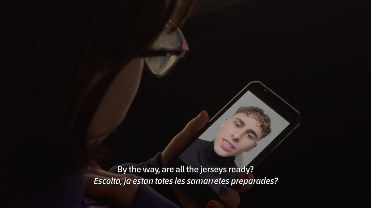 La tipografía de Anna Vives llega a la camiseta del Barça