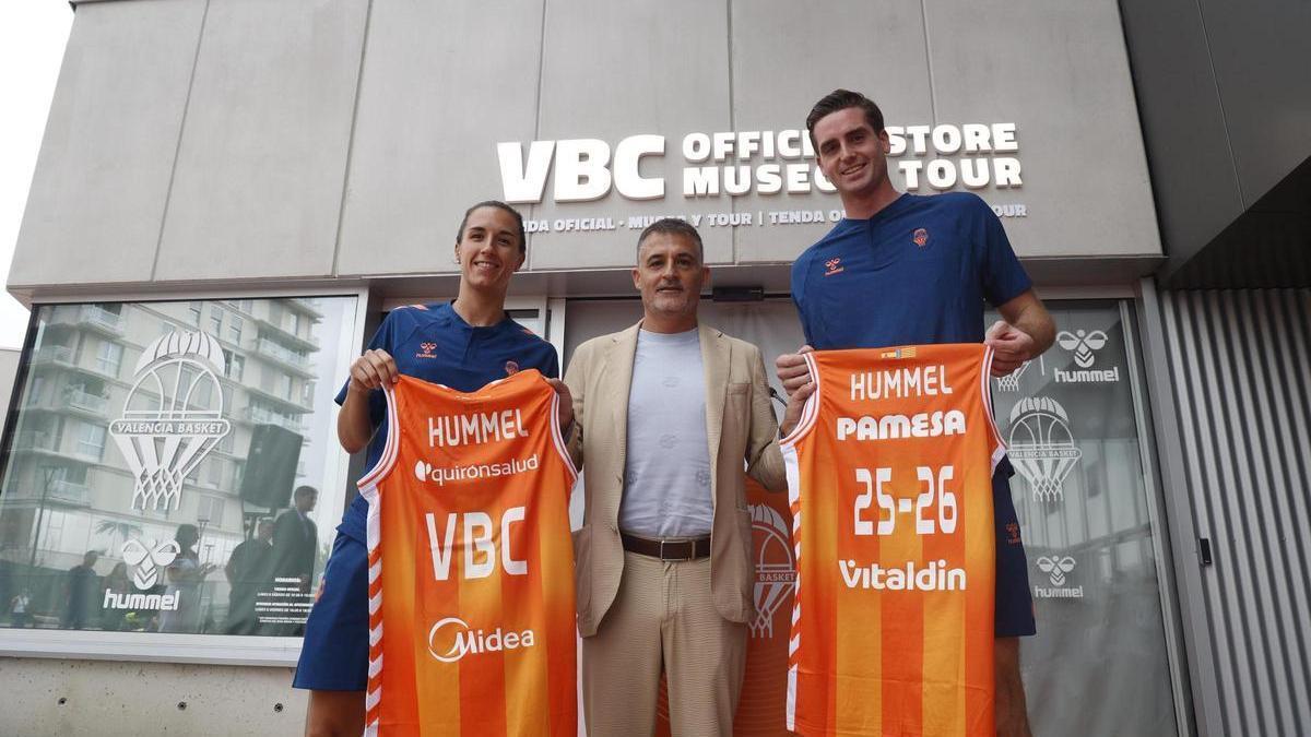 Queralt Casas, en la presentación de la nueva tienda del Valencia Basket