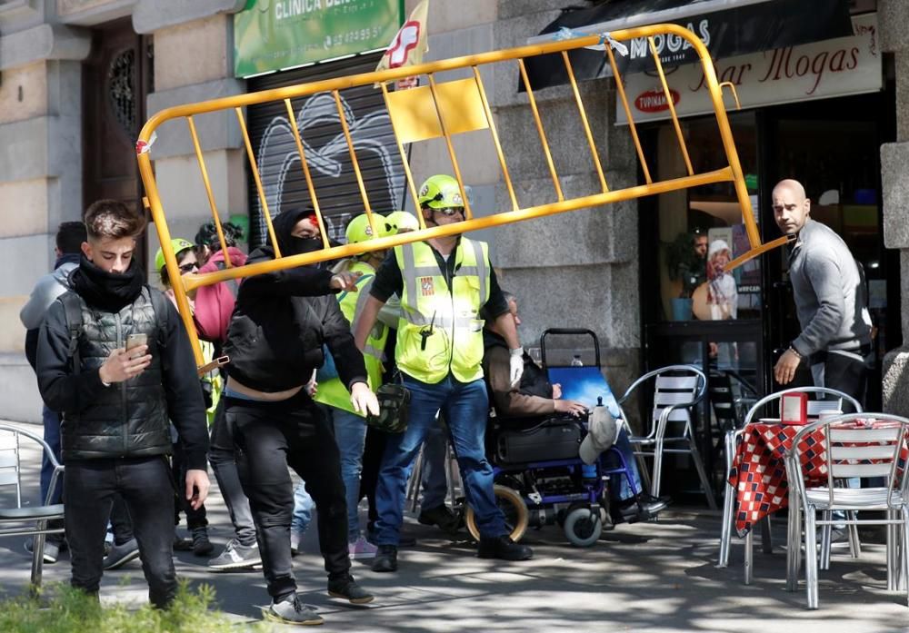 Protesta contra l'acte de VOX a Barcelona