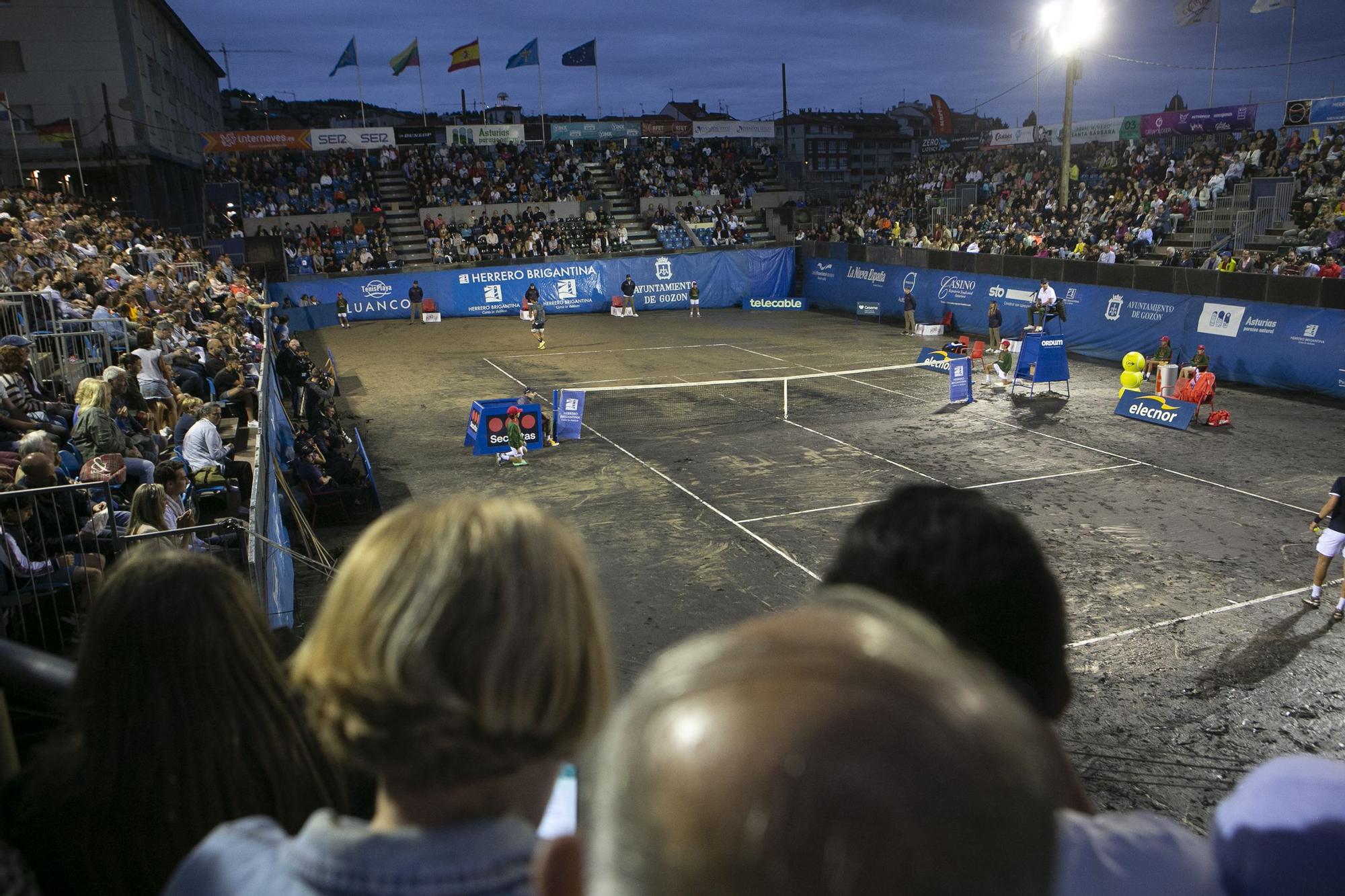 EN IMÁGENES: Así fue el regreso del torneo de tenis playa de Luanco