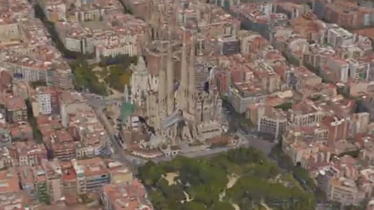 Vista aérea de Barcelona, con la Sagrada Família, usada en el 'timelapse'  del 'youtuber' Ideando.