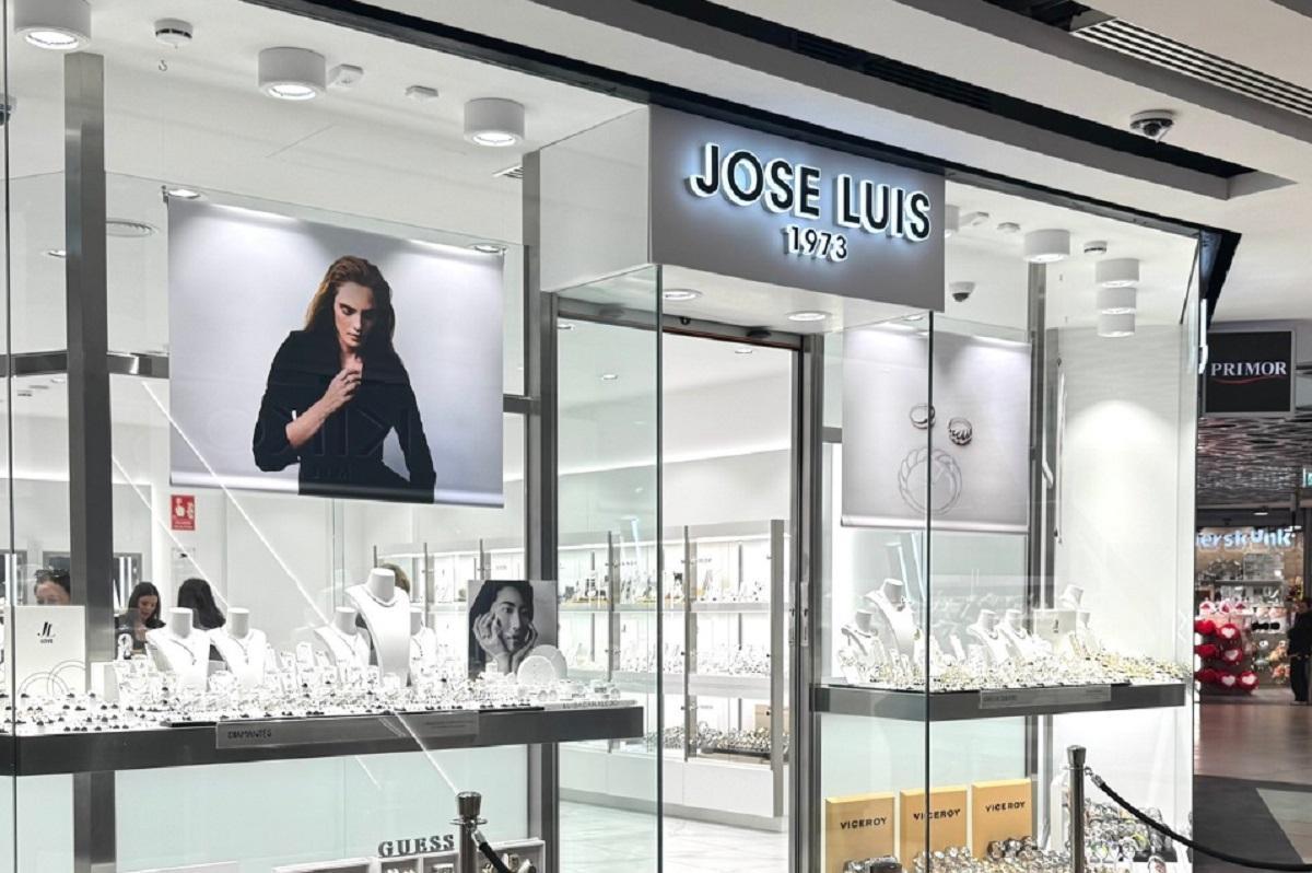 Una tienda de la cadena gallega de joyería José Luis en un centro comercial de Málaga.