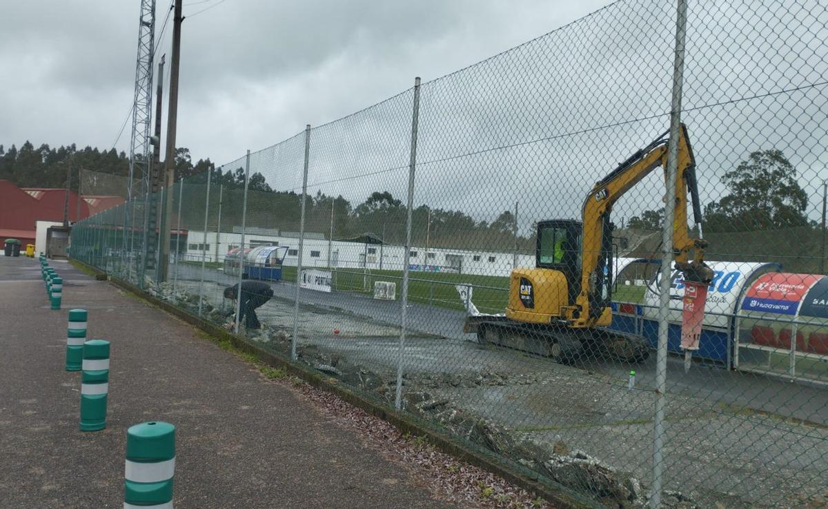 Espacio donde se ubicaba la grada vieja y donde se instalará una nueva con más capacidad. | L.D.