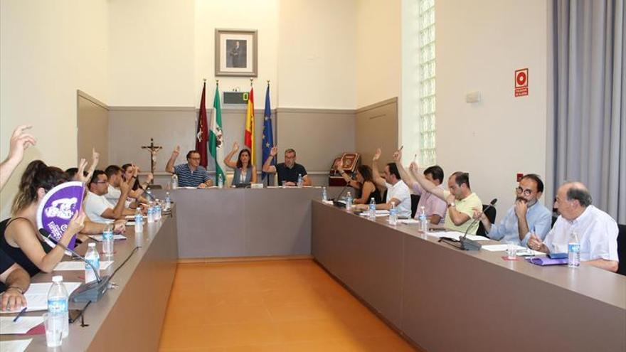 El Pleno, contra el cierre de una clase en Juan Alfonso