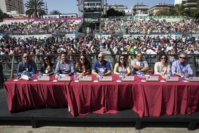 24.02.19. Las Palmas de Gran Canaria. Carnaval 2019. Concurso Carnaval Canino. Jurado. Parque de Santa Catalina. Foto Quique Curbelo