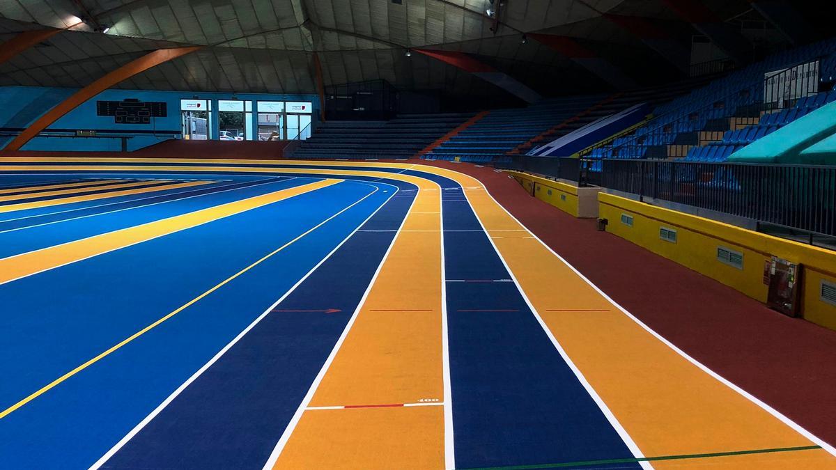 La nueva superficie del Palacio de los Deportes de Zaragoza