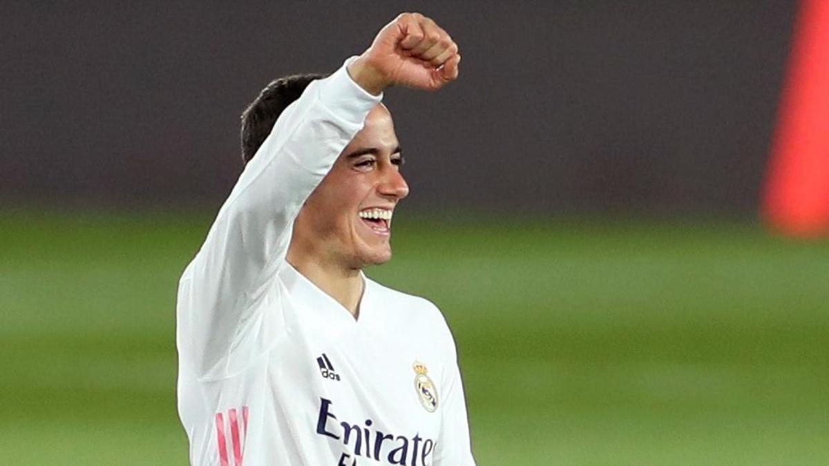 El Real Madrid oficializa la renovación de Lucas Vázquez.
