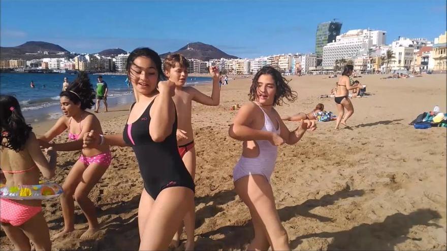 Proyecto 'Embárriate' | Los escolares se implican en la campaña Playa sin humo