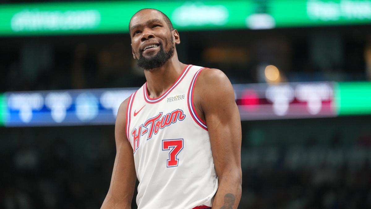 Kevin Durant se convirtió en el séptimo máximo anotador de la NBA