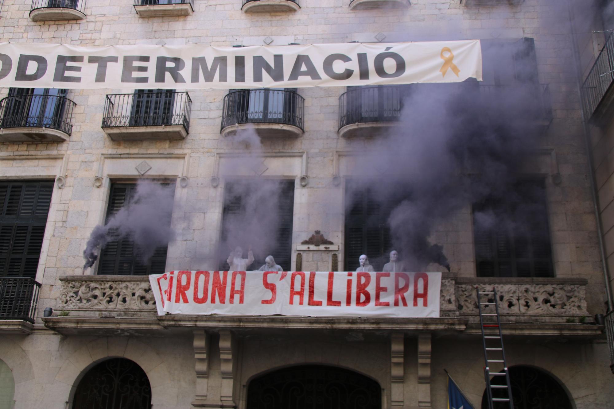 Cinquè aniversari de l'1-O a Girona, en fotos