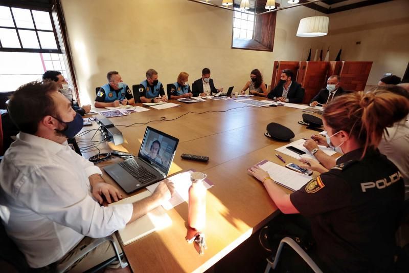 Reunión de seguridad en La Laguna