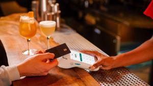 Archivo - Radiografía sobre pagos digitales para el sector Horeca español de Dojo y Mastercard