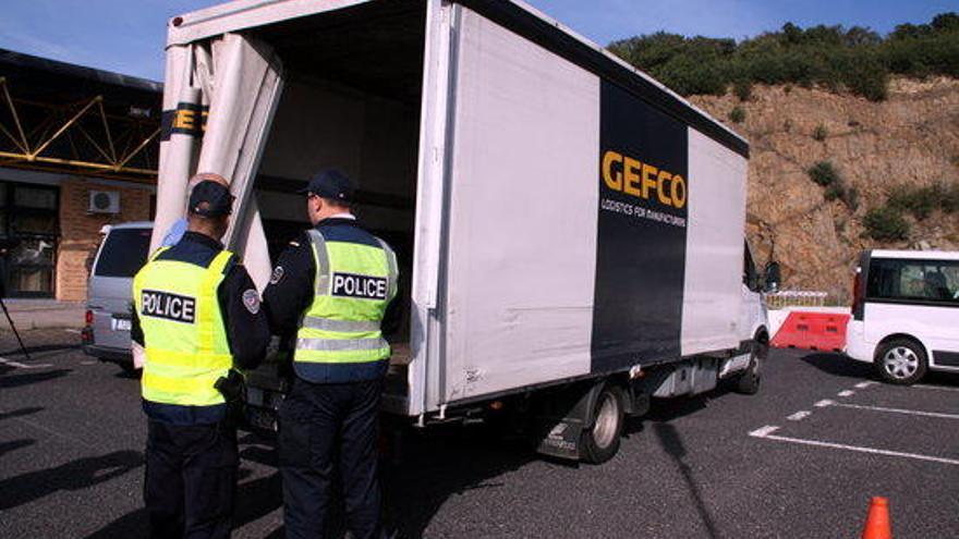 Escorcoll policial al Pertús, aquest divendres.