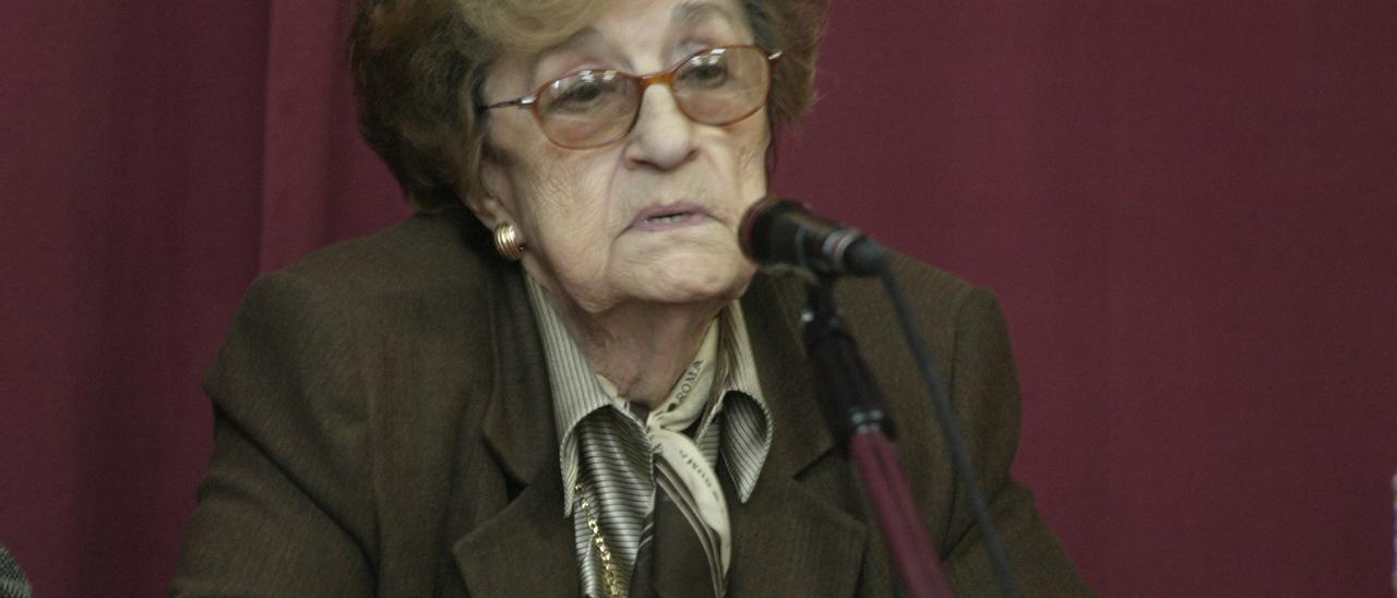 Corín Tellado