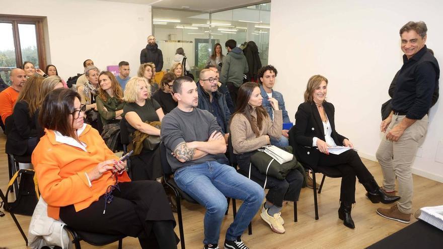 Vilanova busca dos alumnos para cursos gratuitos