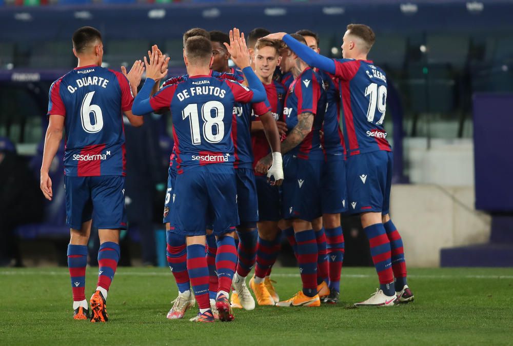 Levante - Real Valladolid, en imágenes