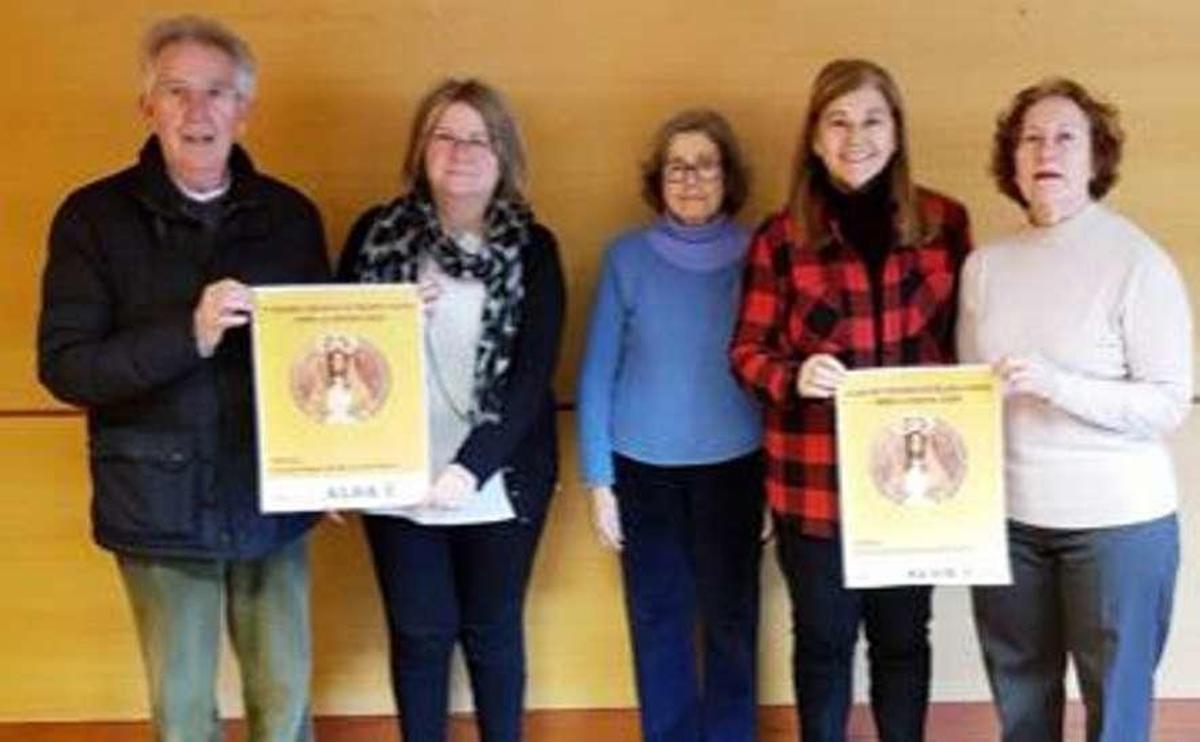 Por la izquierda, José Manuel García, Cecilia Tascón, Moncha Menéndez, María Teresa Álvarez y Berta García-Tascón, ayer, en la presentación del concurso.
