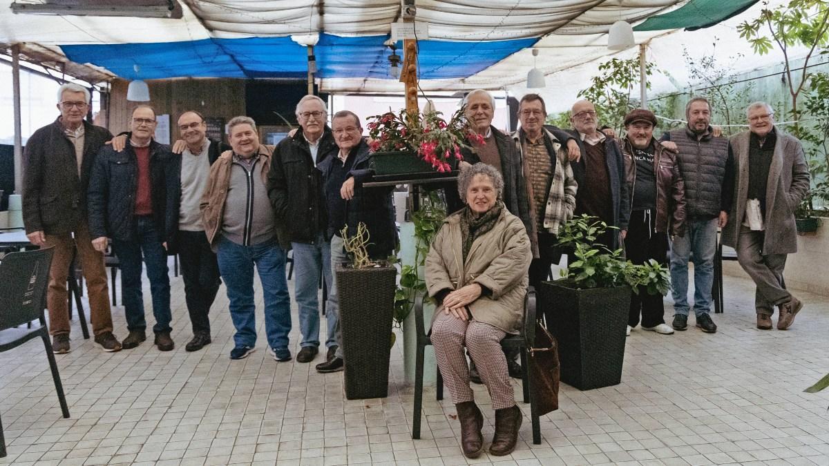 Ramiro Neira, Antonio Dopazo, Juan Martínez, Miguel Fuentes, Luis Rivero de Aguilar, Carlos Nieves, Dolores Varela, Ramiro Sánchez,  Antonio Segura, Antón Porteiro, Gonzalo López, Juan Viña y Manolo Fraga, en el Eirado.