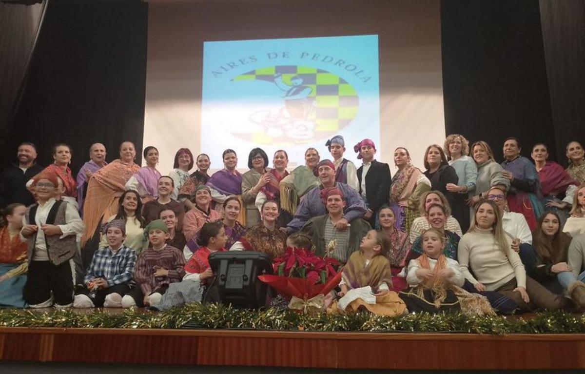 El grupo  participó por última vez en el festival de Navidad.