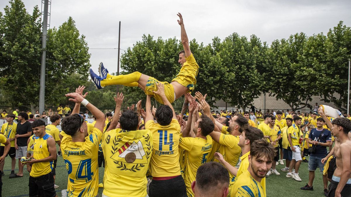 Celebració del Joanenc, per l'ascens a primera catalana