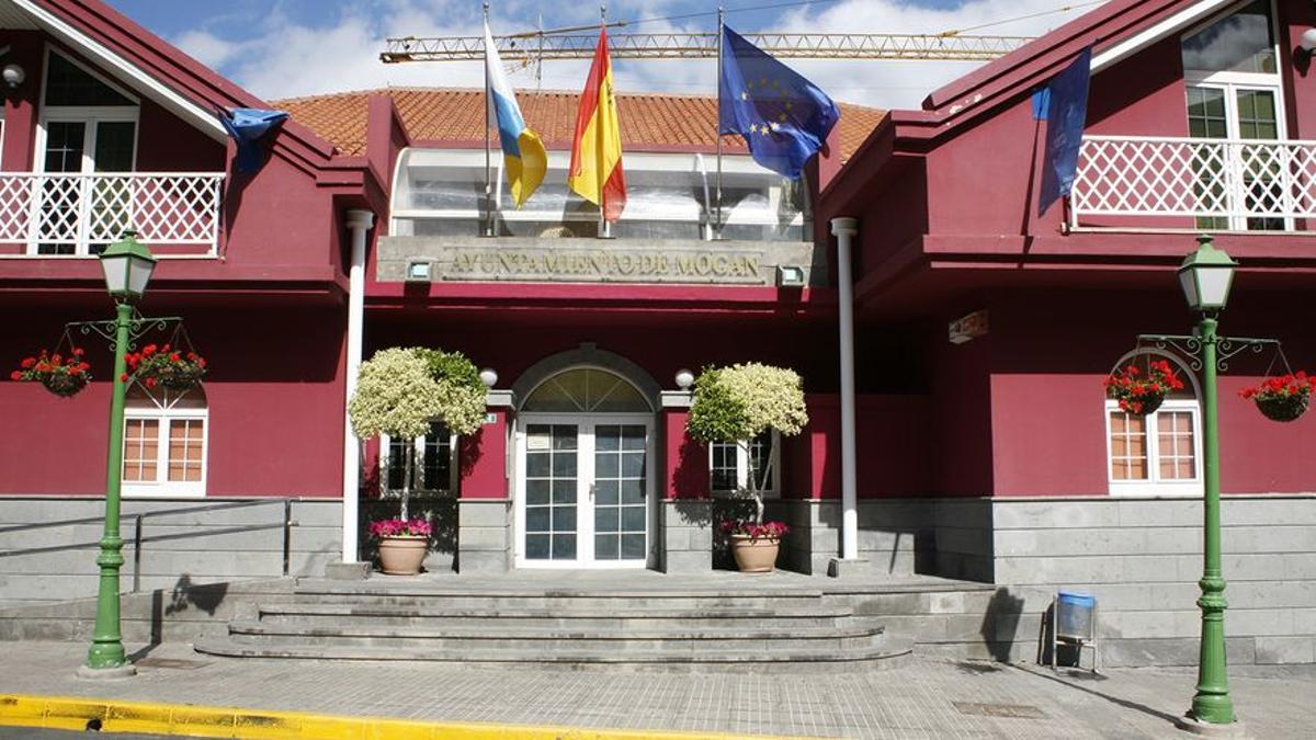 Fachada del Ayuntamiento de Mogán