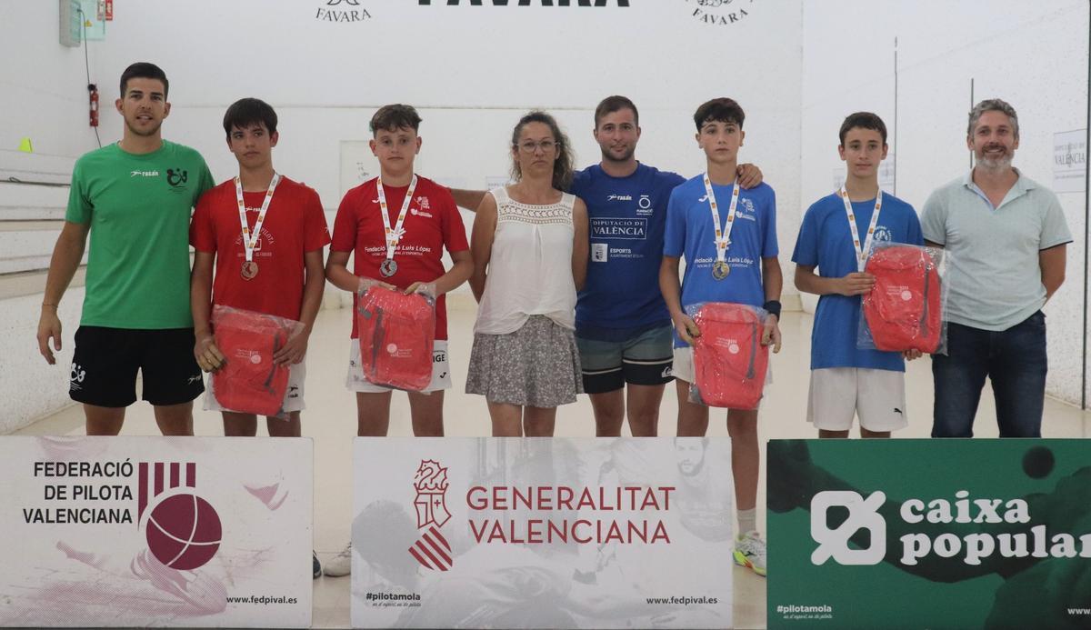 Podi Infantil  dels XLI Jocs Esportius de la Comunitat Valenciana de raspall individual, masculí.