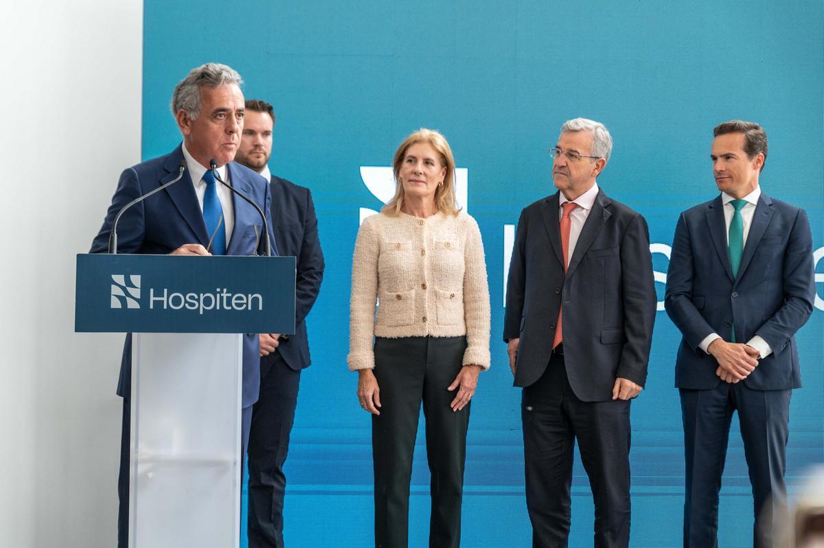 Momento de la inauguración de las nuevas instalaciones en Hospiten Estepona