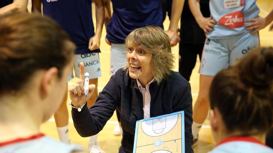 El álbum familiar de Cristina Cantero, la mujer del tiro libre