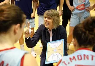 El álbum familiar de Cristina Cantero, la mujer del tiro libre