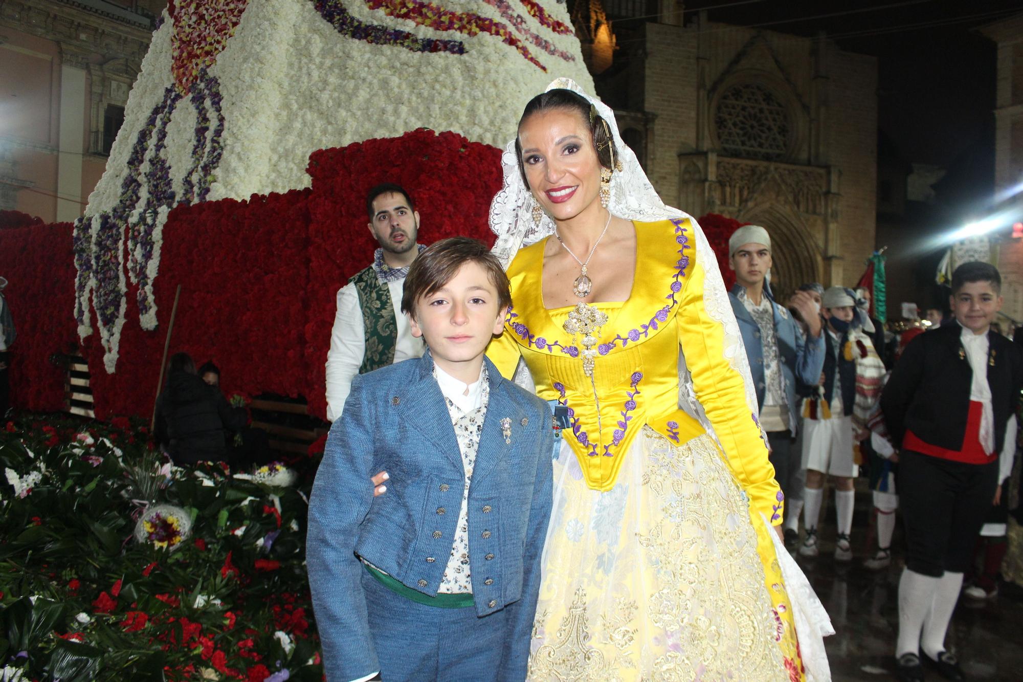 Galería de falleras ilustres en la Ofrenda de las Fallas 2022