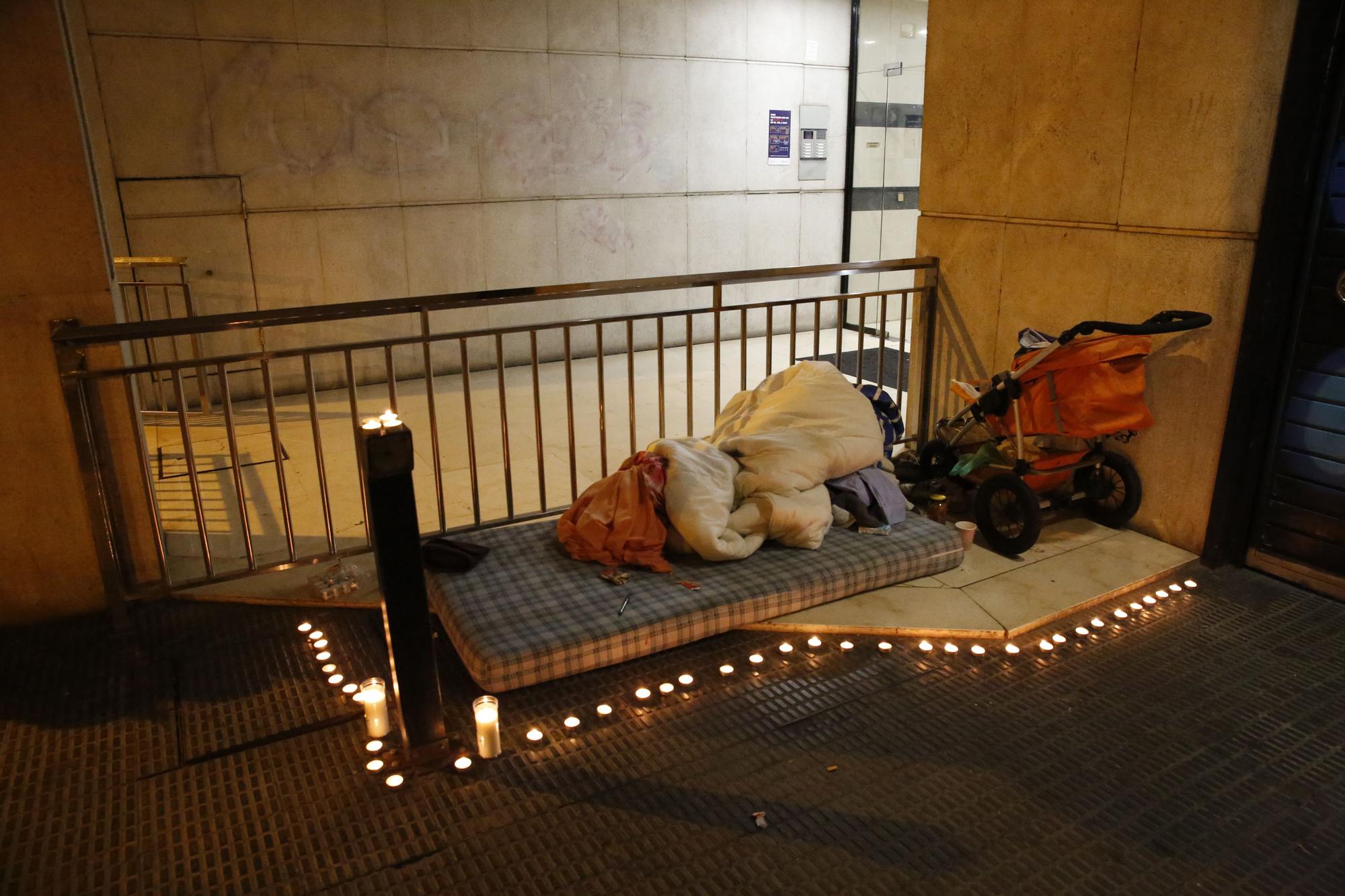 Homenaje a la tercera persona sin techo fallecida en Barcelona en pocos días.