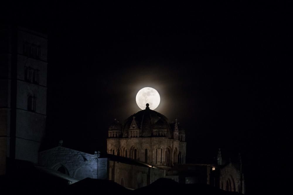 Superluna en Zamora