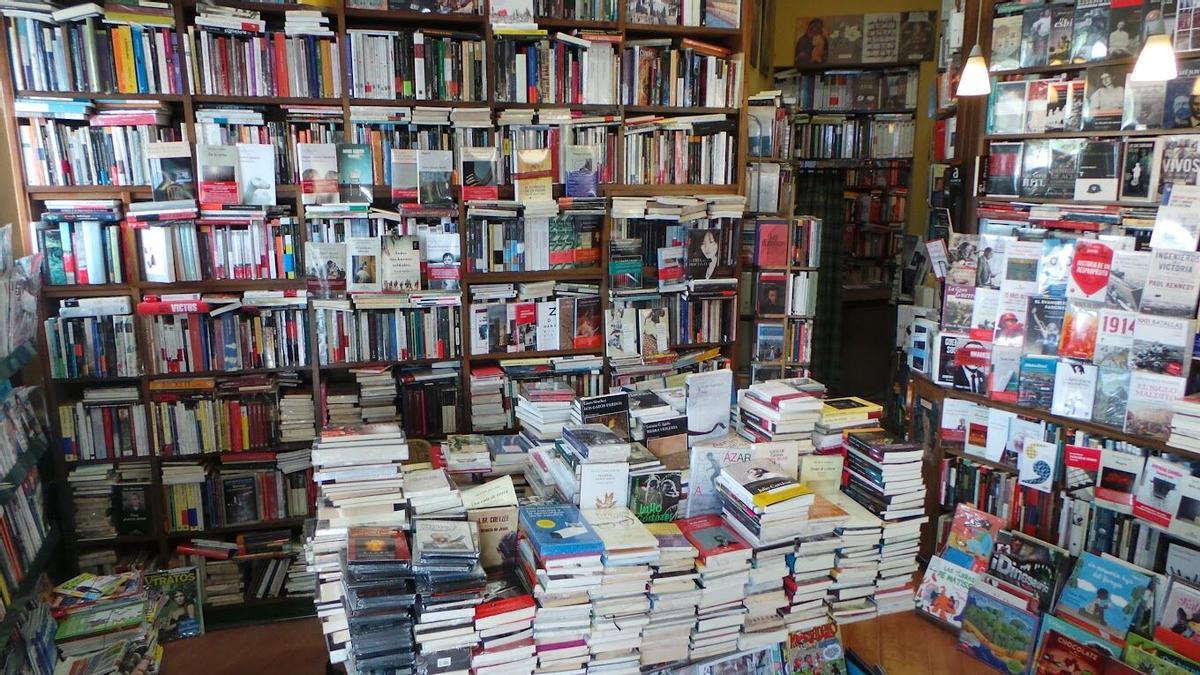 librería El Aleph para suplemento Abril
