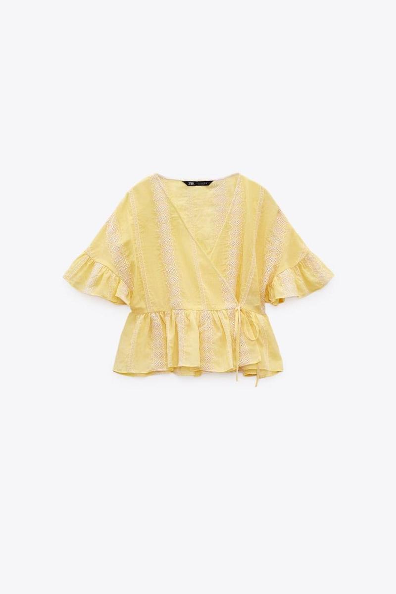 Top volantes amarillo de Zara