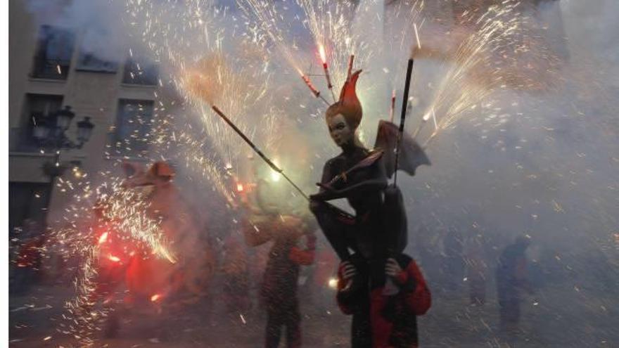 Seis colectivos inician hoy la primera feria de la cultura en el Grau