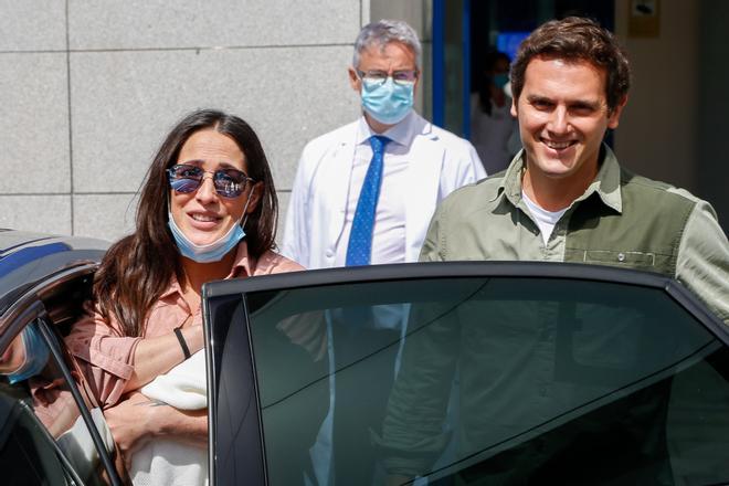 Malú y Albert Rivera, en 2020, tras convertirse en padres de Lucía