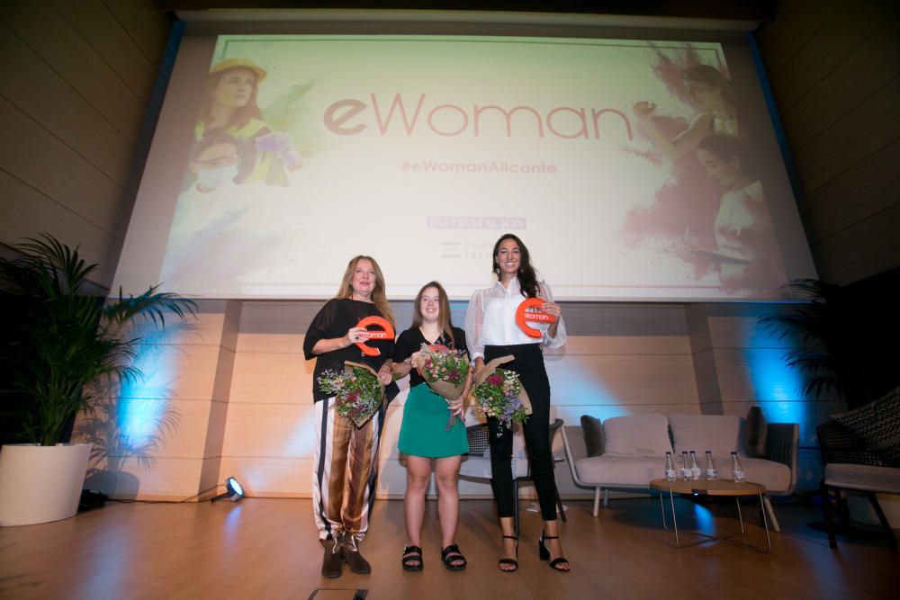 INFORMACIÓN entrega los galardones de la IV edición de los premios eWoman