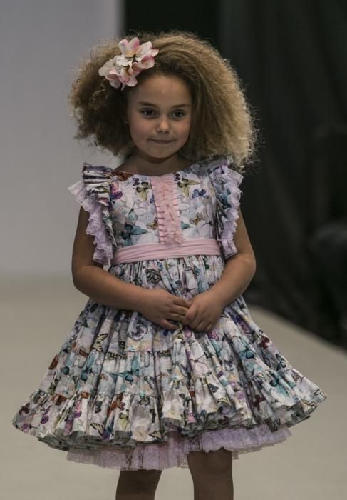 01/04/2017  MODA DISEÑO  desfile infantil y  en el stand de CMC  diseño personalizado de calzado