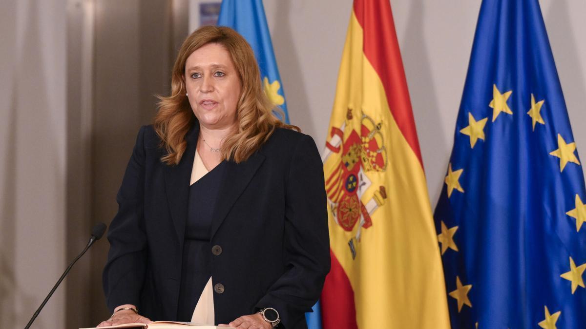 Nerea Monroy toma posesión del cargo como consejera de Derechos Sociales.
