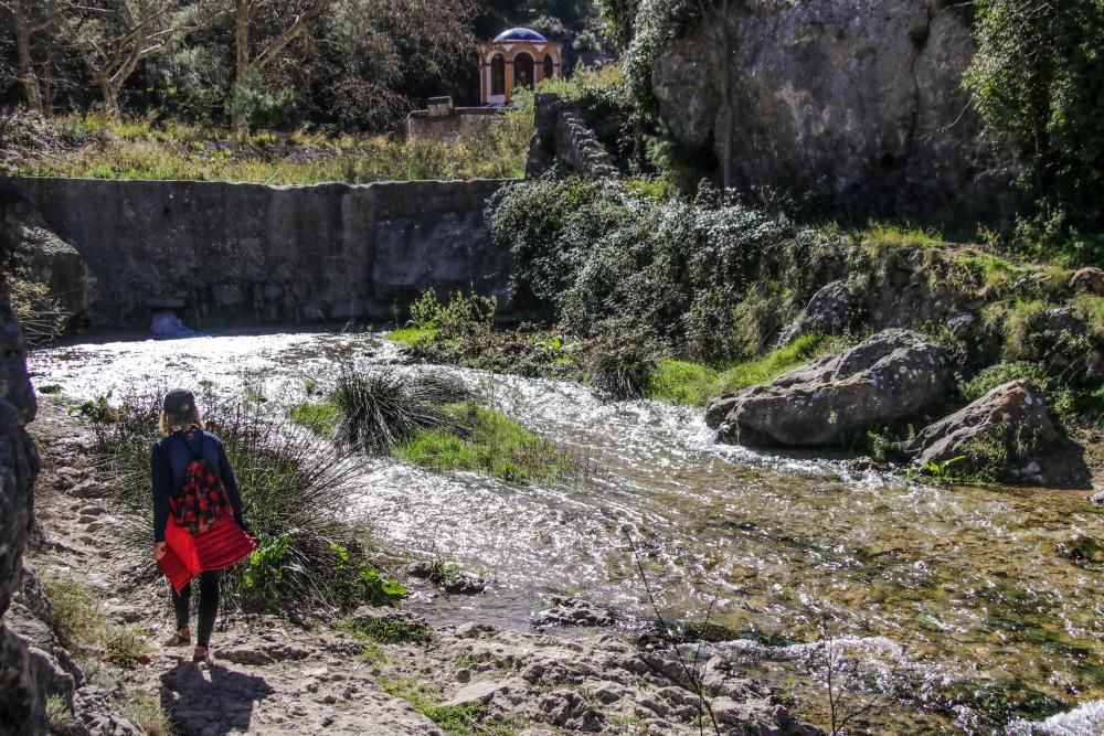 Conoce las cascadas, ríos y pozas de Alicante, los lugares donde el agua siempre fluye