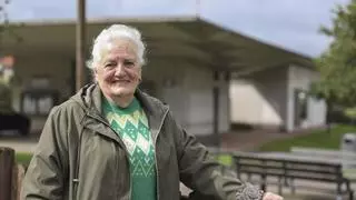 Montse Álvarez, vecina de Jove: "Me fui de Gijón porque no me gusta la ciudad y volví al pueblo donde nací"
