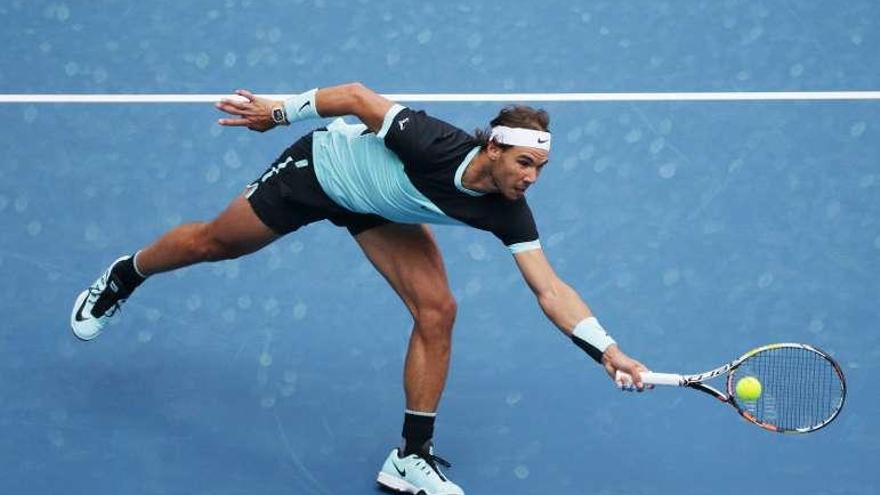 Nadal, durante su partido de ayer ante Fognini. // H. H. Young