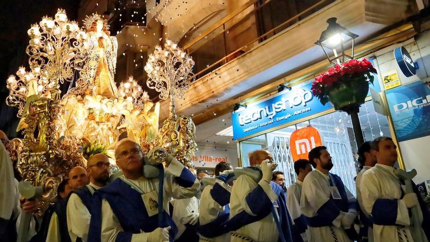 Devoción a flor de piel en la Festa de les Fadrines de las purisimeras de Vila-real